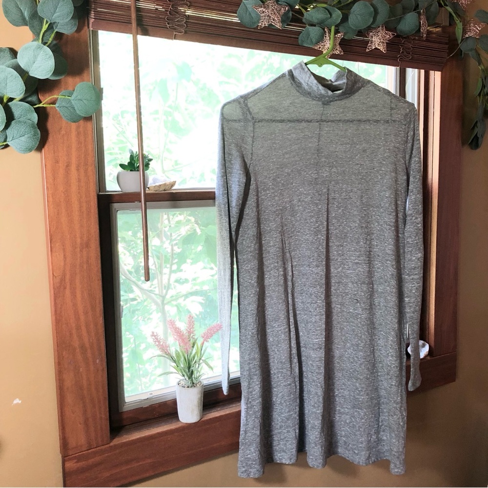 Forever 21 Gray Long Sleeve Mock Neck T-shirt Dress Women’s Size S Casual Fall